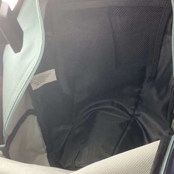 MetroPack Backpack Green - Picture 6 of 6